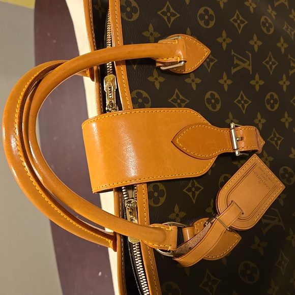 Louis Vuitton Rivoli Monogram Briefcase - Picture 4 of 17